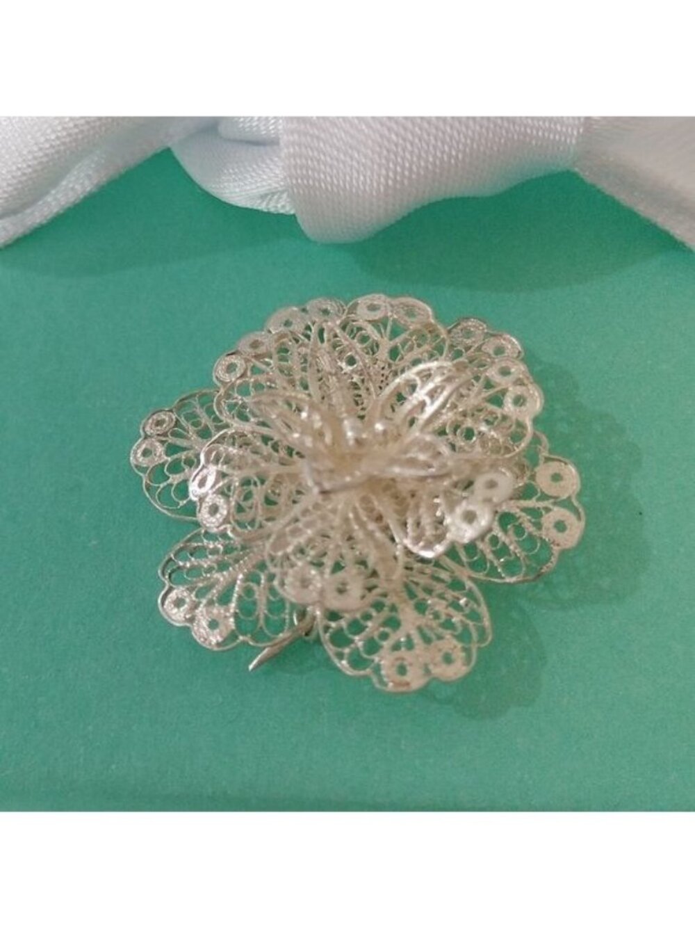 Vintage Sterling Silver Floral Flower Filigree Brooch Pin